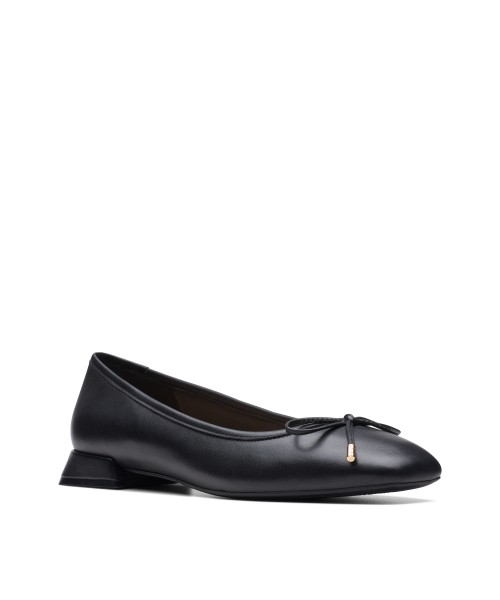 Clarks - Ubree15 Step Black Leather Clarks - Ubree15 Step Black Leather
